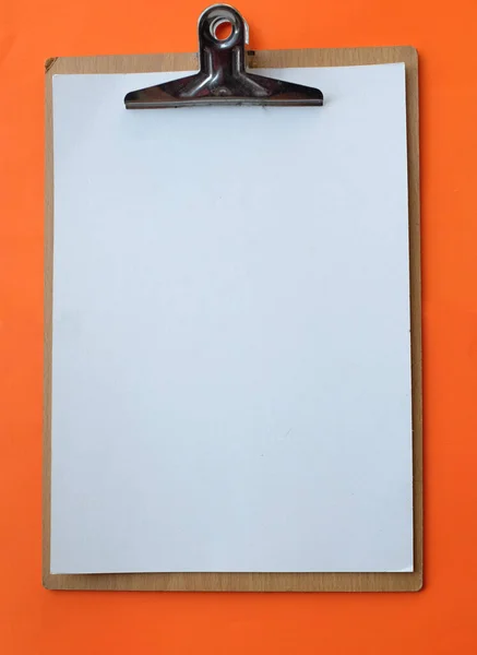 Tasainen Lay Ylhäältä Työpöytä Työtila Leikepöydällä Valkoinen Tyhjä Paperiarkki Lyijykynä — kuvapankkivalokuva