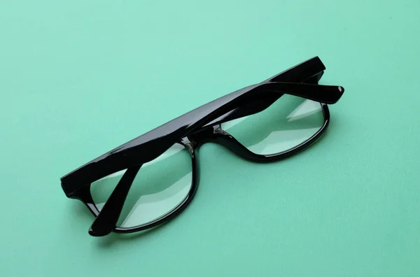 Modern Bir Gözlük Gözlük Gözlük Gözlük Gözlük Siyah Çerçeveler Yeşil — Stok fotoğraf