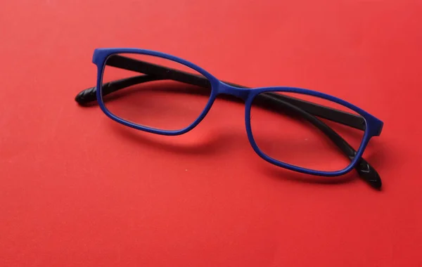 Zblízka Byt Ležel Moderní Brýle Brýle Brýle Brýle Modré Rámy — Stock fotografie