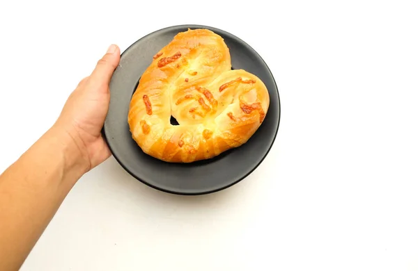 Mano Mujer Sosteniendo Delicioso Casero Pan Recién Horneado Panadería Forma —  Fotos de Stock