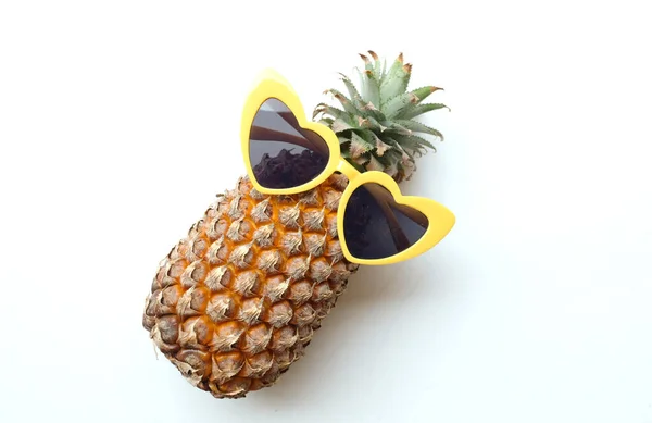 Top View Close Yellow Pineapple Sunglasses Isolated White Background Top — Stock Photo, Image