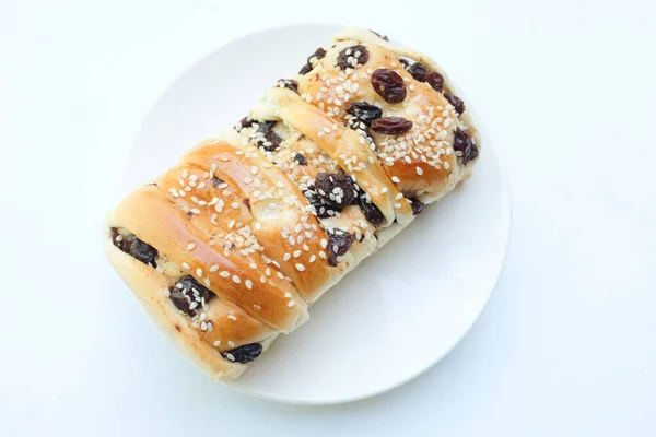 Delicious Freshly Baked Sweet Bun Raisin Bread Loaf White Sesame — Stock Photo, Image