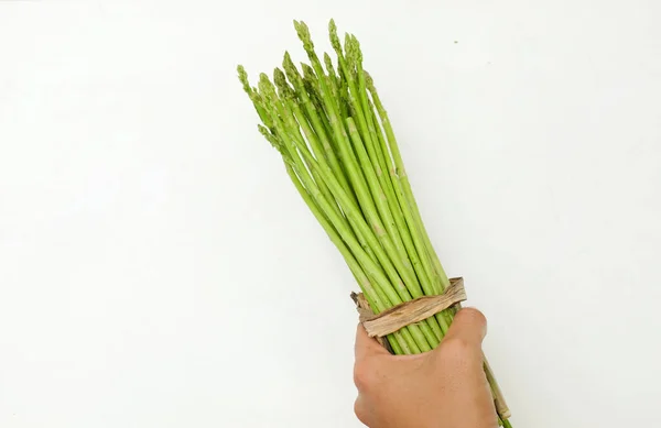 Frisch Grüner Roher Gemüsespargel Asparagus Officinalis Isoliert Sich Vor Weißem — Stockfoto