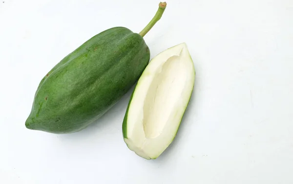 Verduras Frescas Verdes Crudaspapaya Verde Inmadura Papaya Con Rebanada Medio — Foto de Stock