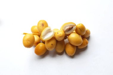 Palmiye ağaçlarının meyveleri... Dactylifera ya da salkımlı hurma ağaçları...