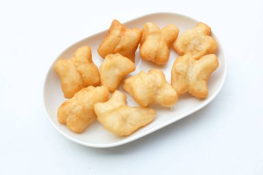 Bol yağda kızartılmış hamur çubuğu, kızarmış hamur (Padongo) kahvaltısı ya da geleneksel Tayland hamur çubuğunun üzerinde Çin çöreği çubukları Tayland 'da genel olarak kahvaltıdır. Tayland sokak yemekleri