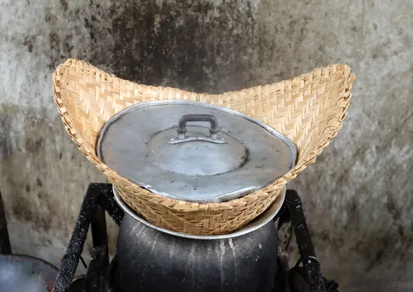 Top View Close Old Thai Sticky Rice Steamer Pot Stove — Foto Stock