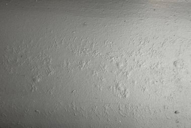 Yakın çekim ve üst manzara düz siyah ve gri beton beton duvar arka plan dokusu. Duvar kağıdı tasarımı, medya, reklam için