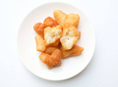 Kızarmış hamur çubuğu, kızarmış hamur (Padongo) kahvaltısı ya da beyaz tabakta Çin çöreği çubukları geleneksel Tayland hamur çubuğu genel olarak Taylandlılar için kahvaltıdır..