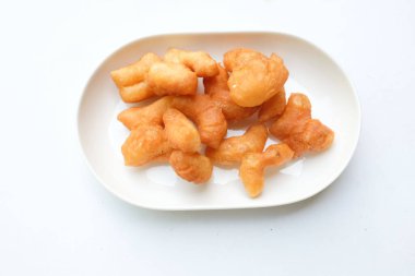 Kızarmış hamur çubuğu, kızarmış hamur (Padongo) kahvaltısı ya da beyaz tabakta Çin çöreği çubukları geleneksel Tayland hamur çubuğu genel olarak Taylandlılar için kahvaltıdır..