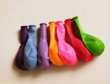 Bir balon da şişmez. Beyaz bir arkaplanda izole et.