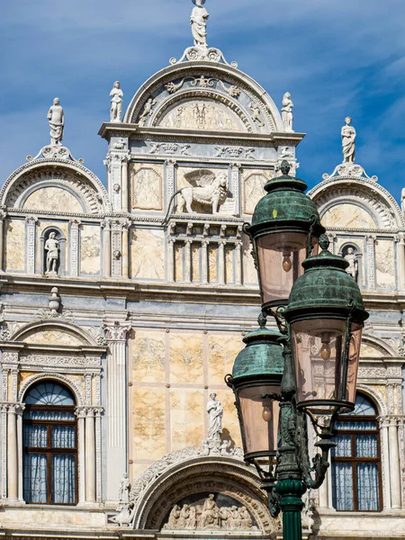 Iconic Street Lights Στους Δρόμους Της Βενετίας Ιταλία — Φωτογραφία Αρχείου