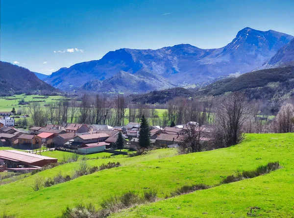 Lario Village Montana Riano Mampodre Regional Park Leon Province Španělsko — Stock fotografie