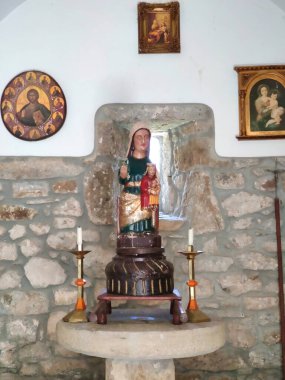 Marabio dağlarında Santa Ana inzivası, Teverga belediyesi, Asturias, İspanya, Avrupa