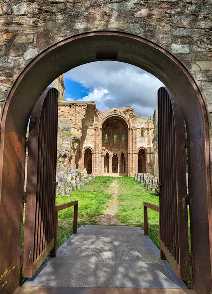 İspanya, Zamora ili, Moreruela Manastırı