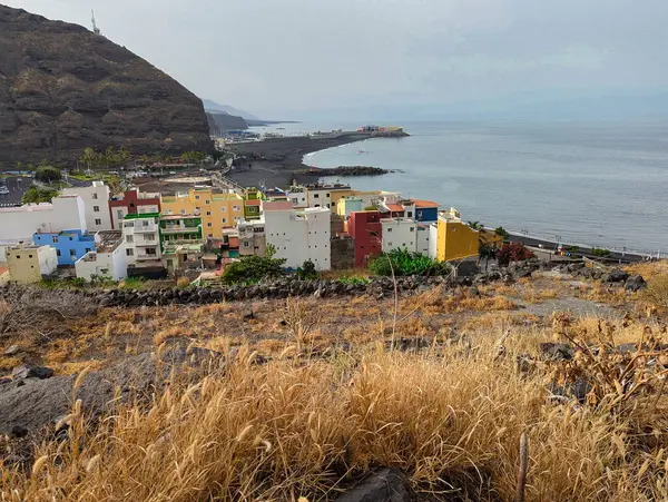 Tazacorte köyü ve plajı GR131 pistinden görüldü, La Palma Adası, Kanarya Adaları, İspanya, Avrupa