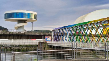 Centro Kültürel Uluslararası Oscar Niemeyer, Aviles, Asturias, İspanya