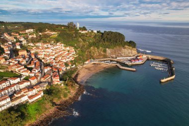 Lastres balıkçı köyü ve sahil, Asturias, İspanya, Avrupa