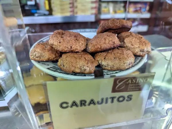 Carajitos del Profesor, 1918 'den beri geleneksel çıtır kurabiye tarifi tipik Salas, Asturias, İspanya