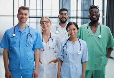 Birlikte bireysel olarak kurtaracağımızdan daha fazla hayat kurtarıyoruz.