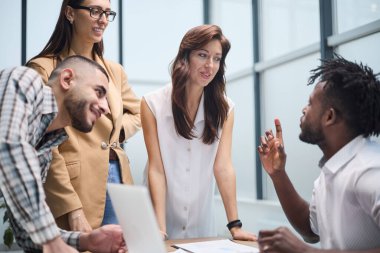 Herkesin bana en iyi fikirlerini vermesini istiyorum..