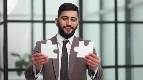 Puzzle Entreprise Stratégie Marketing Homme Affaires Montre Des Pièces Argent — Video