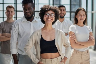 güzel bir kadın iş adamları arka yüzü