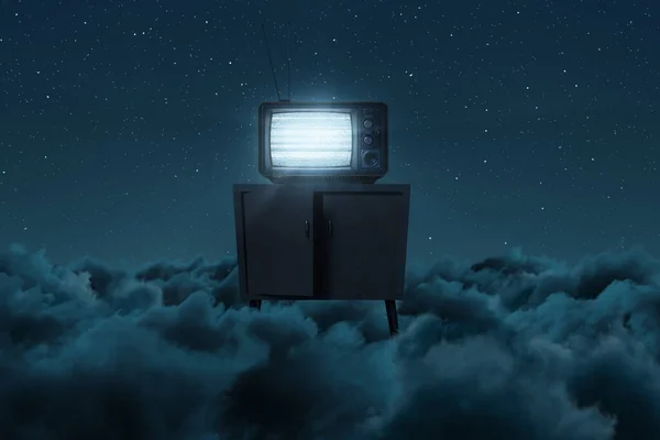 Representación Viejo Televisor Con Pantalla Estática Brillante Sobre Nubes Nocturnas Imagen de stock