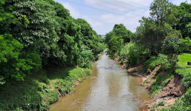 Atuba Nehri, Curitiba 'nın metropol bölgesi, Paran eyaleti, Brezilya