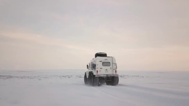 Veículo Road Trekol Ártico Nevado Imagens Fullhd Alta Qualidade — Vídeo de Stock