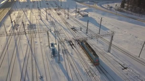 Treno Solitario Inverno Copter Colpo Epico Cinematografico Filmati Fullhd Alta — Video Stock