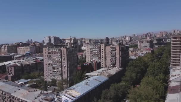 2022 Ереван Армения Вид Воздуха Современные Здания Ереване Беспилотник Пролетает — стоковое видео
