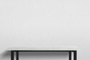 Endüstriyel dokusu ve siyah bacakları olan modern beyaz masa, minimalist ofis çalışma alanı konsepti, kurumsal düzenlemeler, verimlilik ve profesyonel markalaşma için ideal