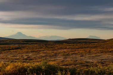 Sanford Dağı, Wrangell Dağı ve Blackburn Dağı - Wrangell / St. Elias Ulusal Parkı, Alaska