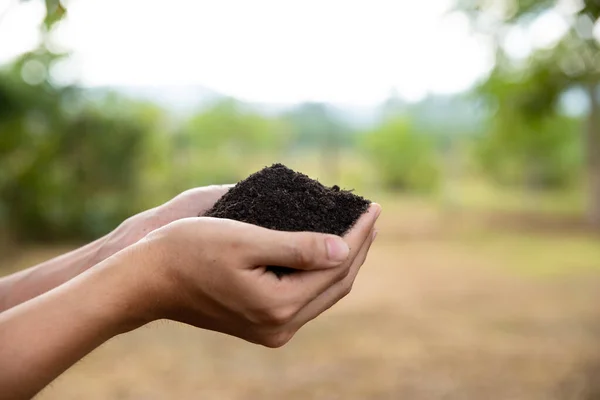 Hand Farmer Inspecting Soil Health Planting Organic Farm Soil Quality — Foto de Stock