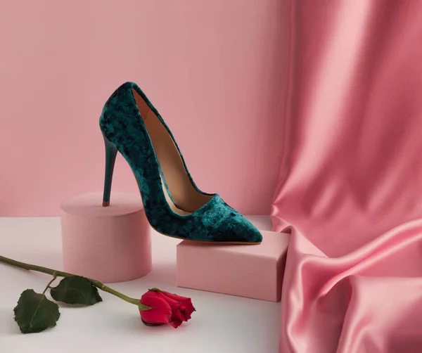Modern Aesthetic Composition Elegant Woman Shoe Product Podium Rose Flower Obrazek Stockowy