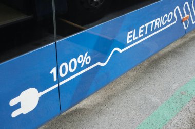 Dış elektrik otobüsündeki detay