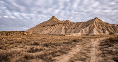 Bardenas Reales de Navarra İspanya 'nın çorak manzarası