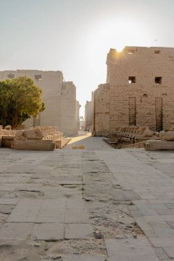 Karnak Tapınağı, Karnak 'taki Nil kıyısında, Luxor yakınlarında.