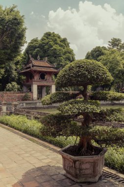 Hanoi Vietnam 'daki Edebiyat Tapınağı' nın manzarası