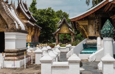 Luang Prabang yarımadasının kuzey ucundaki Budist tapınağı.