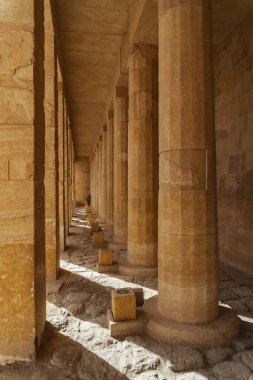 Deir el-Bahari 'deki Hatshepsut Morg Tapınağı, Theben Mısır