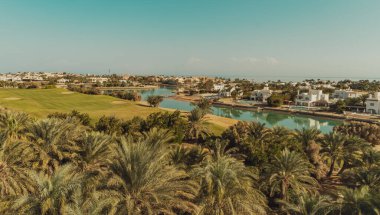 Mısır 'daki El Gouna golf sahasının manzarası