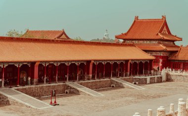 Yasak Şehir, Pekin 'deki Tian' anmen Meydanı 'nda bulunan UNESCO Dünya Mirası Alanıdır.