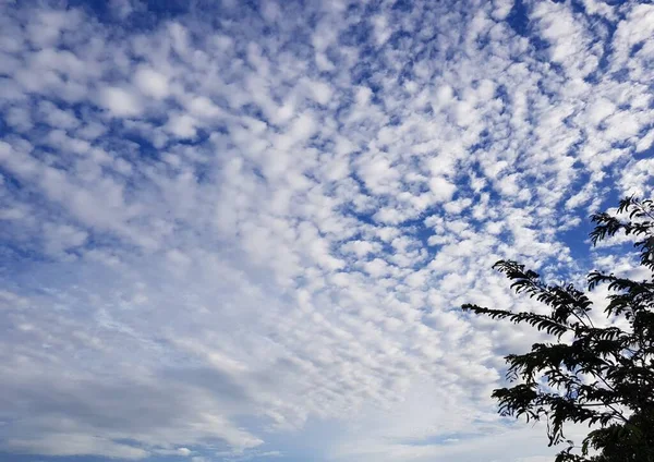 Mooie Lucht Met Wolken Natuur Achtergrond — Stockfoto