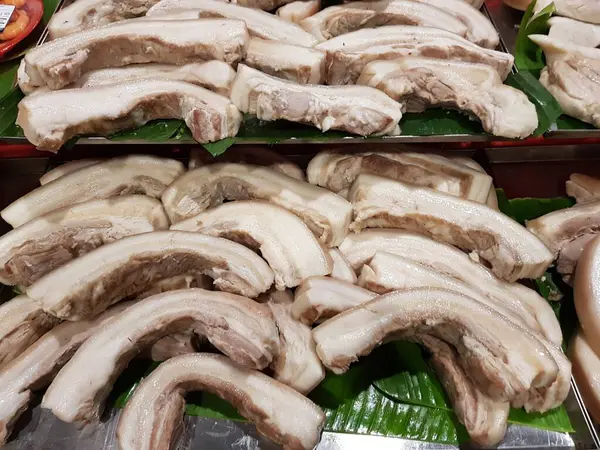 泰国菜 煮熟的猪肉果冻上市 — 图库照片