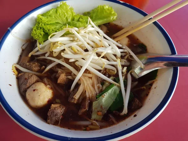 Ταϊλανδέζικο Φαγητό Ταϊλανδέζικη Σούπα Λαχανικά Και Χοιρινό — Φωτογραφία Αρχείου