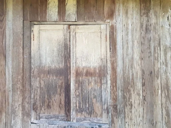 Tajski Styl Stare Okno Drewnianej Ścianie — Zdjęcie stockowe