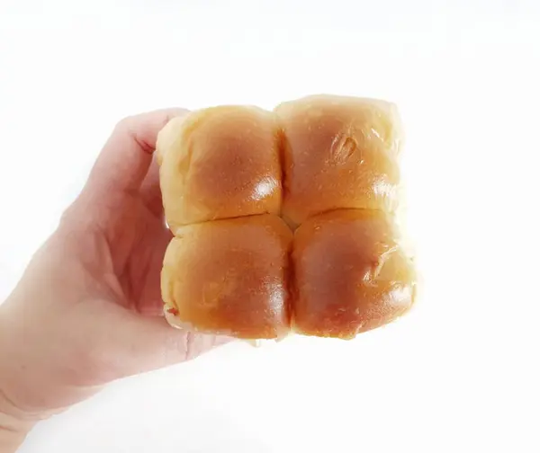 Κουλούρι Ψωμί Άσπρο Φόντο — Φωτογραφία Αρχείου