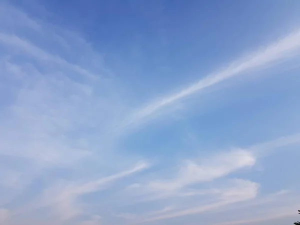 Niebieskie Niebo Białe Chmury Tło — Zdjęcie stockowe
